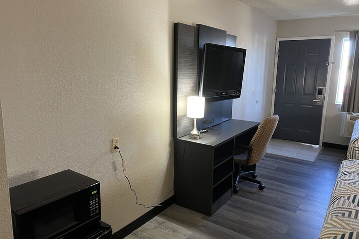 Room 17 of 45