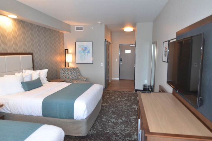 Best Western Premier Des Moines-Ankeny Hotel