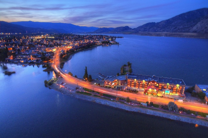 Holiday Inn Hotel & Suites Osoyoos by IHG