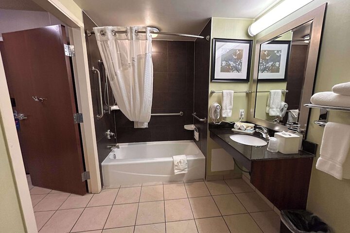 Room 7 of 21
