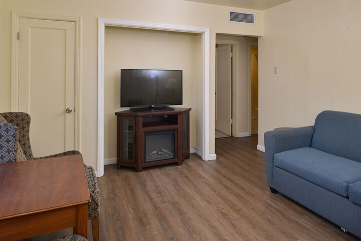 Room 42 of 92