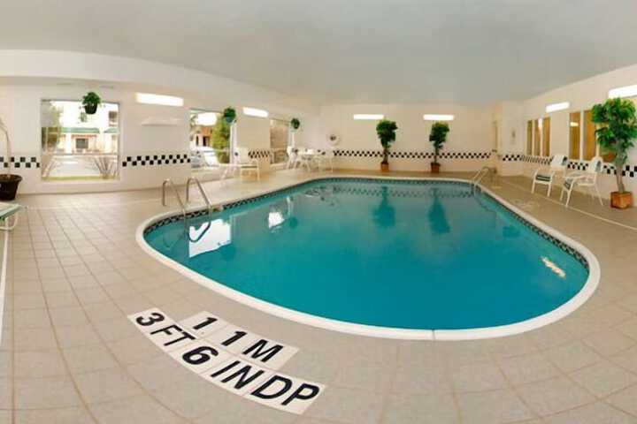 Pool 4 of 35