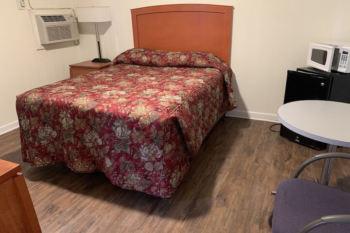 Room 31 of 65