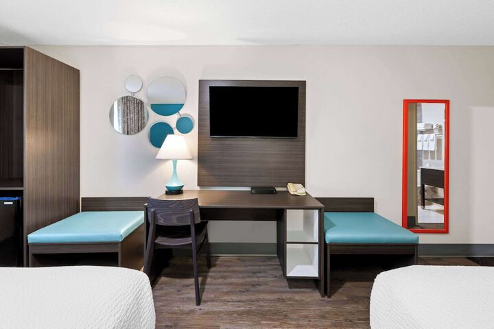 Room 38 of 51