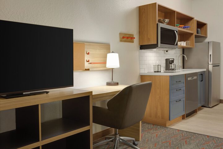 Room 26 of 35
