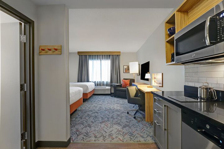 Room 26 of 32