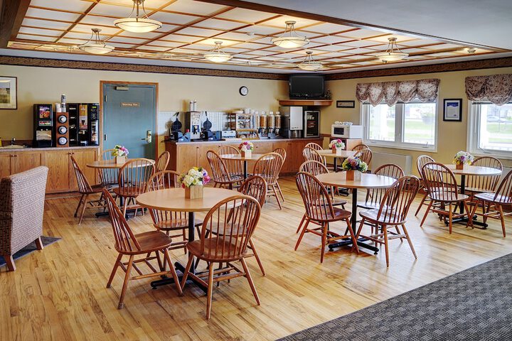 Breakfast/Coffee Service 16 of 20