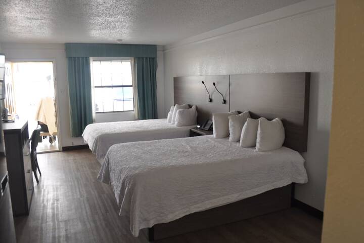 Room 21 of 37