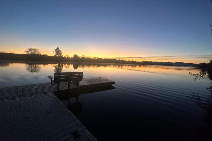 Gearhart Lakefront Vacation Rental