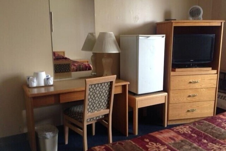 Room 7 of 15