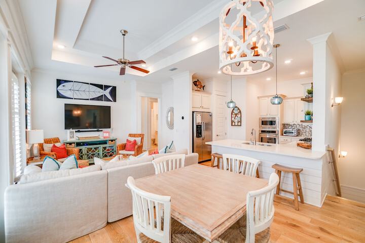 Prominence on 30A by Panhandle Getaways