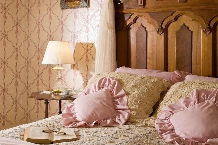 Garth Woodside Mansion B & B