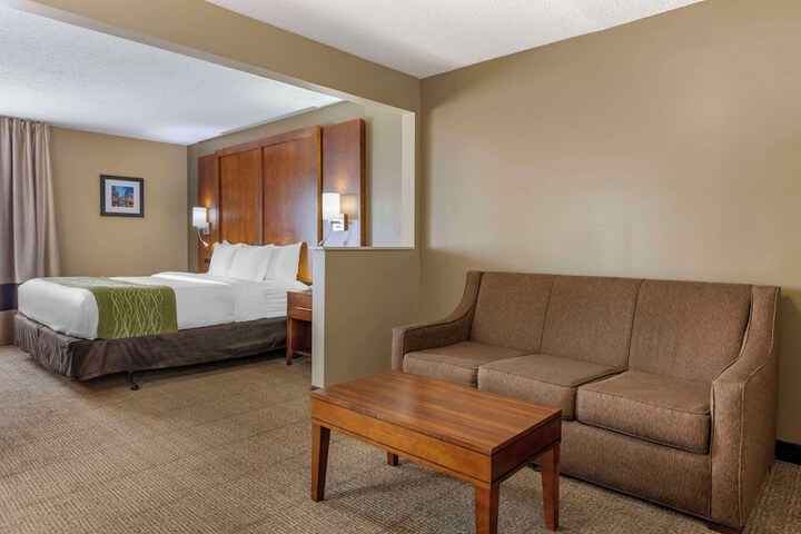 Room 16 of 29