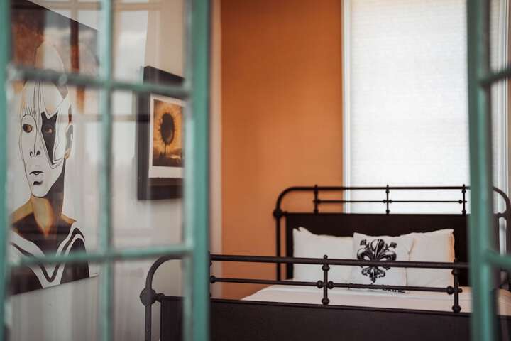 Room 42 of 89