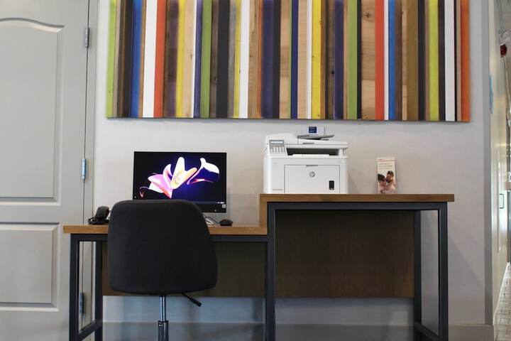 Holiday Inn Express Amherst - Lockport by IHG