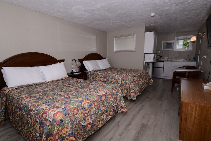 Room 27 of 48