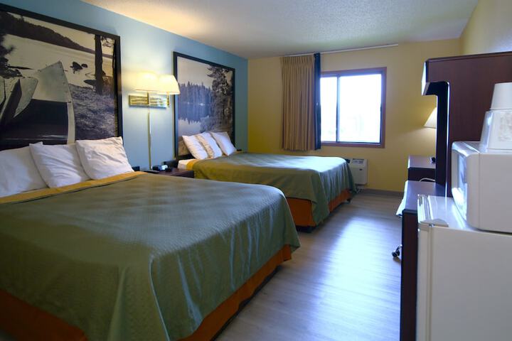 Super 8 by Wyndham Red Wing