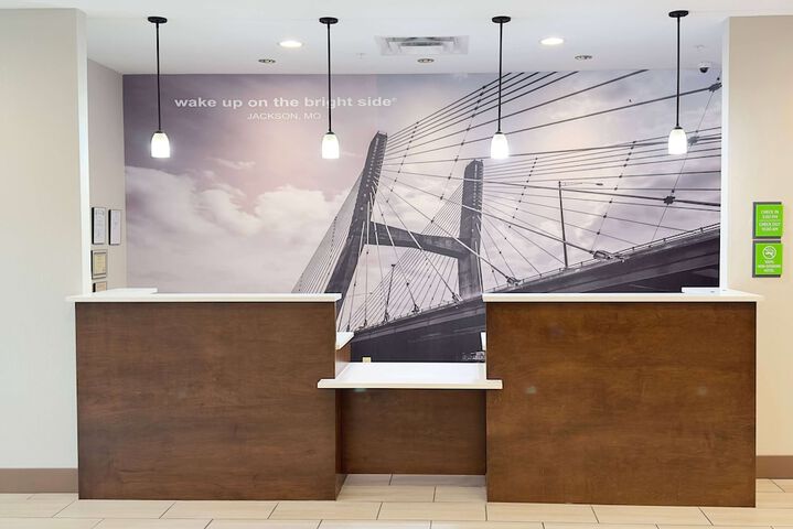La Quinta Inn & Suites by Wyndham Jackson / Cape Girardeau