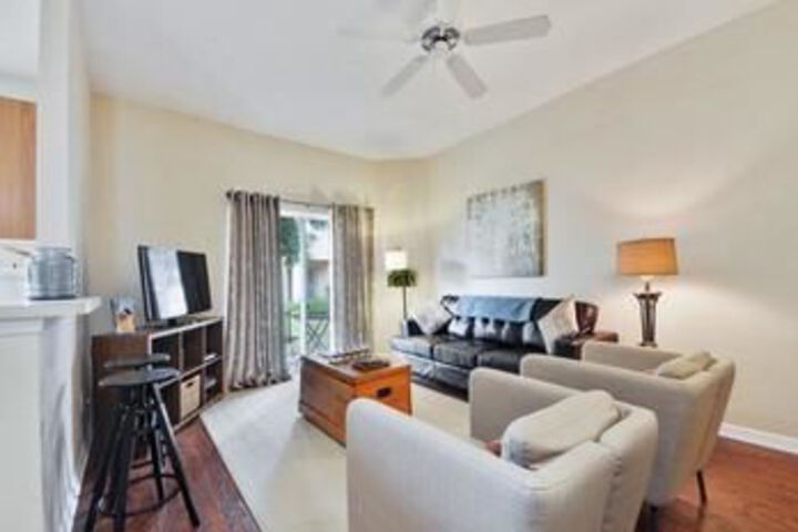 MARVELOUS 4 Bedroom Holiday home by Follow the sun vacation Rentals