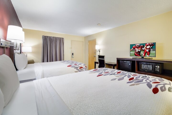 Room 34 of 43