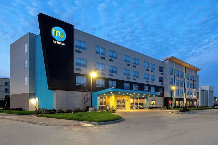 Tru by Hilton Anderson