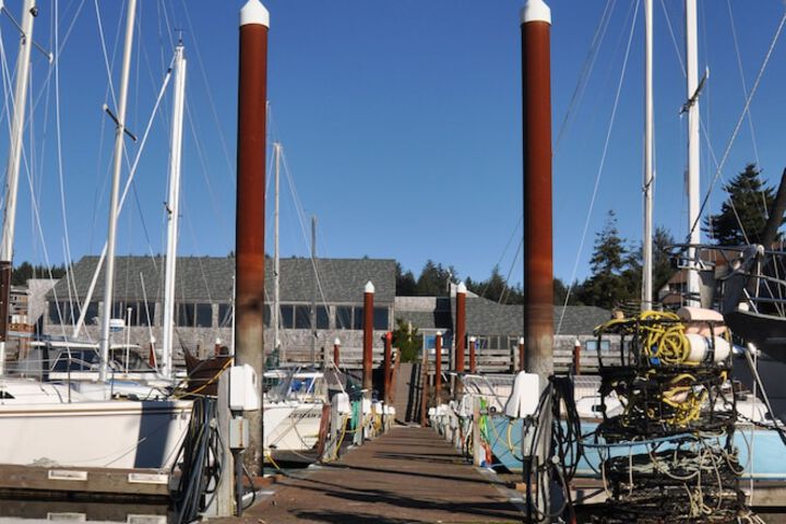 Embarcadero Resort Hotel & Marina