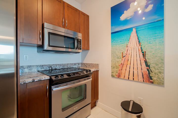 Casa Costa 405n 1 Bedroom Pools, Jacuzzi, Beach, Shops & Dog Friendly