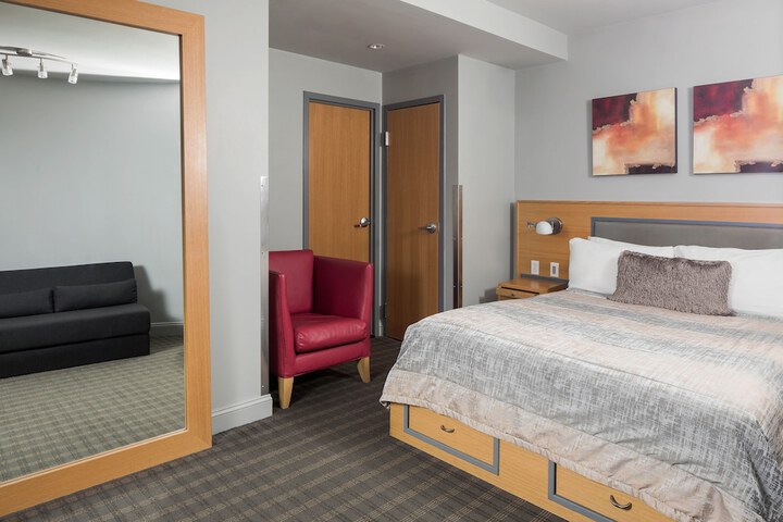 Room 15 of 21