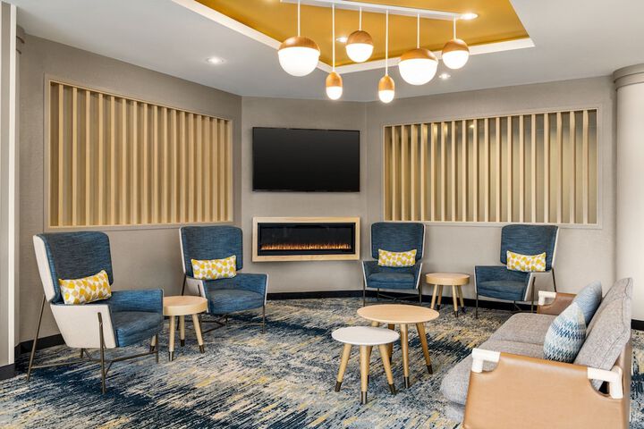Towneplace Suites by Marriott Harrisburg West / Mechanicsburg
