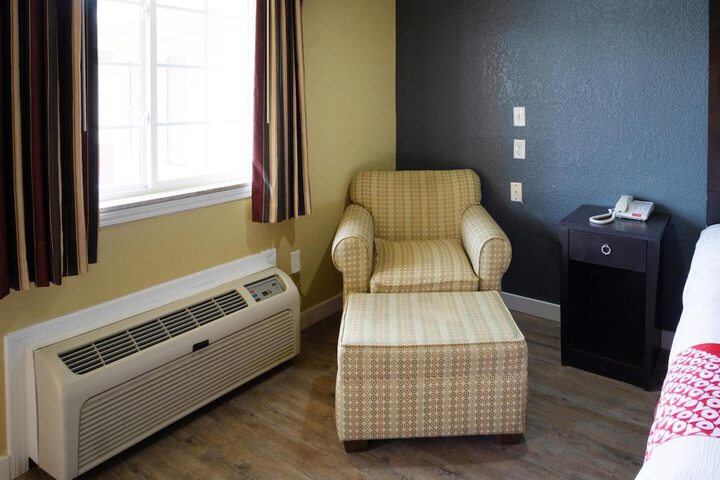 Woodridge Inn and Suites