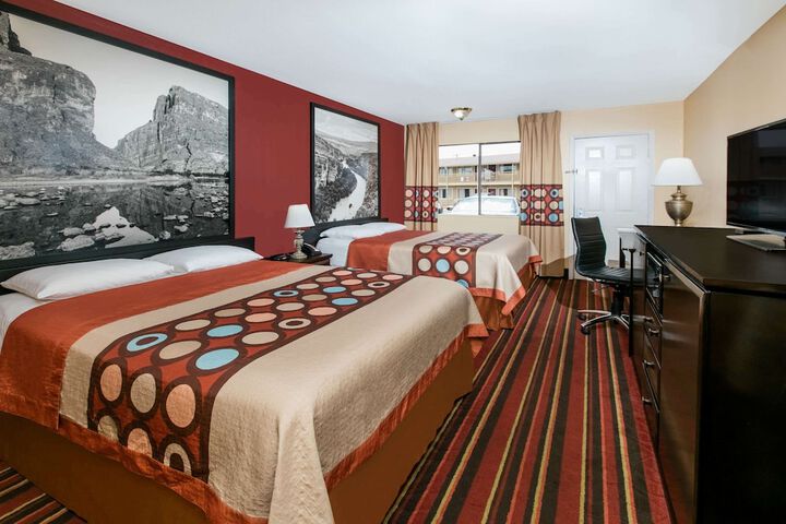 Room 12 of 31