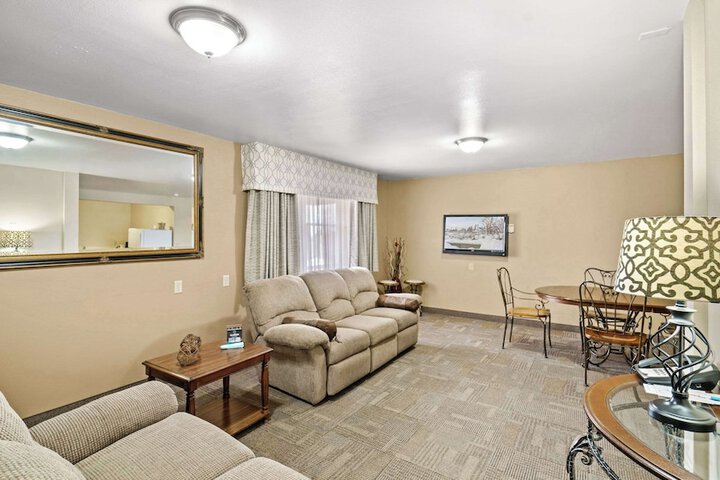 Room 40 of 89
