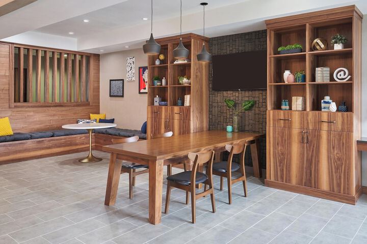 Hotel Interior 5 of 28