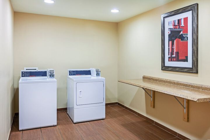 Room 22 of 54