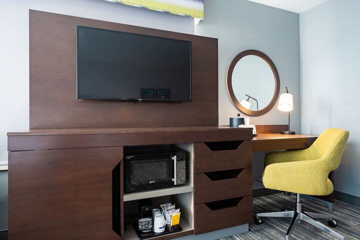 Room 13 of 66
