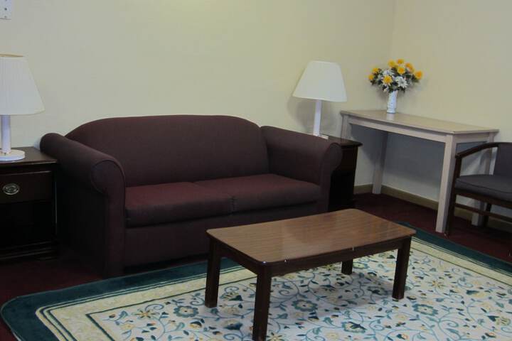 Room 28 of 45