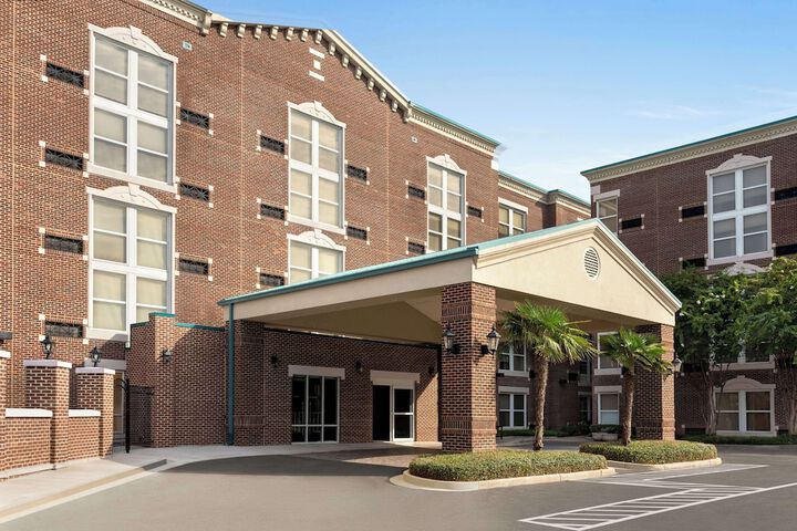 Hotel 2 of 44