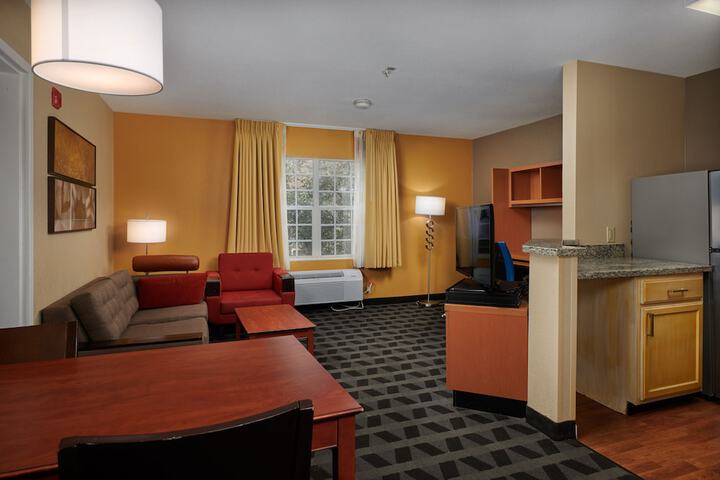 Room 17 of 23