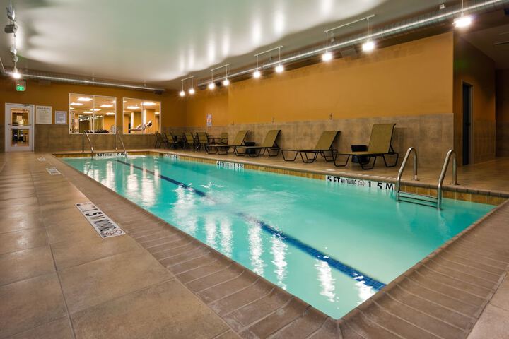 Pool 11 of 60