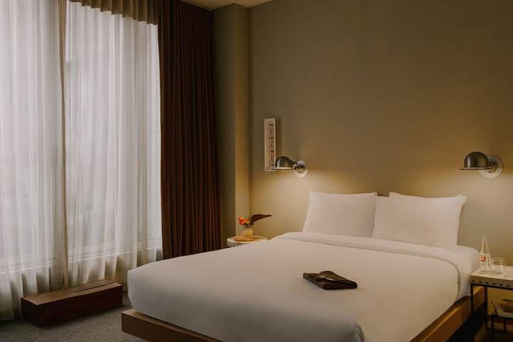 Room 49 of 67