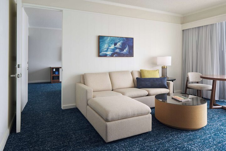 Room 105 of 184