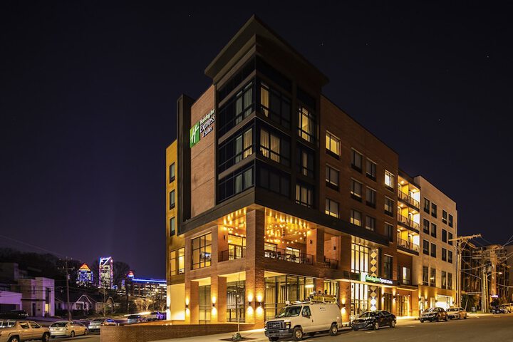 Hotel 10 of 119