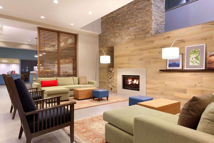 Country Inn & Suites by Radisson Bloomington at Mall of America, MN