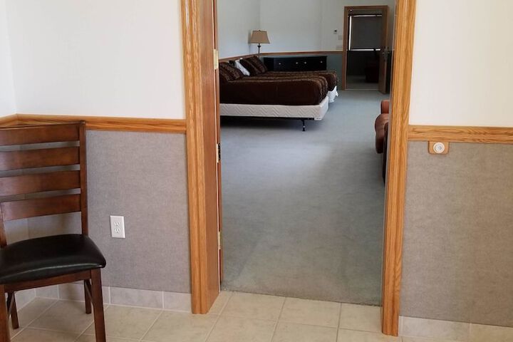 Room 62 of 71