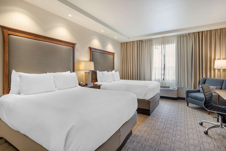 Best Western Premier Boulder Falls Inn