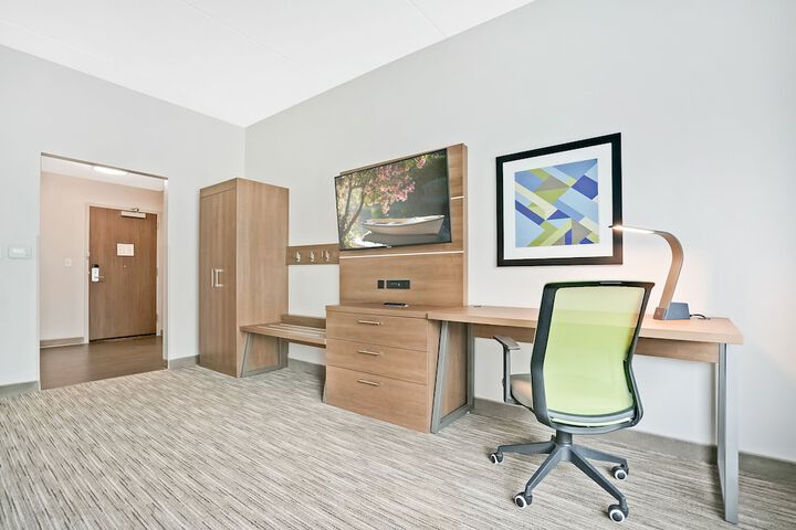 Room 25 of 56