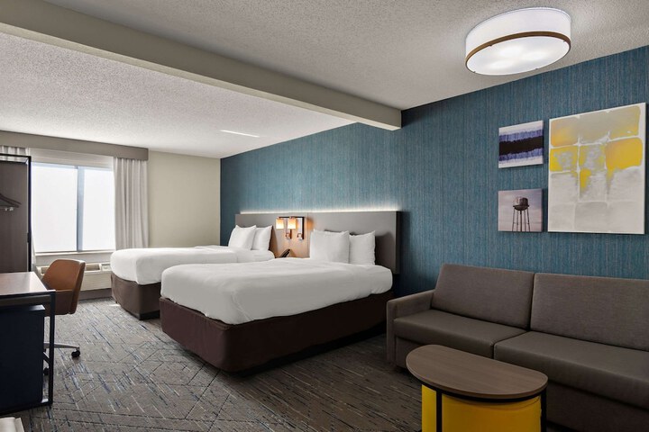 Room 12 of 34