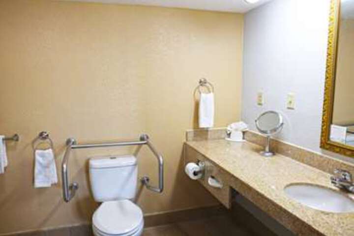 Room 56 of 124