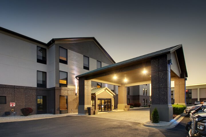 Hotel 11 of 50