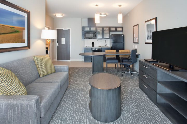 Candlewood Suites Grand Island by IHG